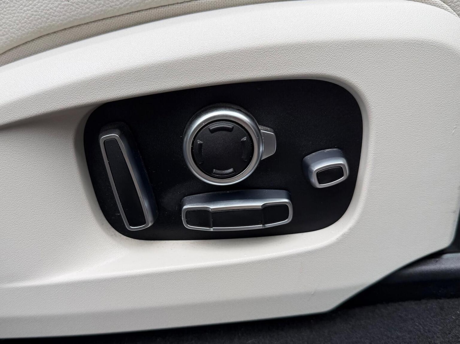 Used Jaguar F-Pace 2021 for sale - 78045634: Photo 13