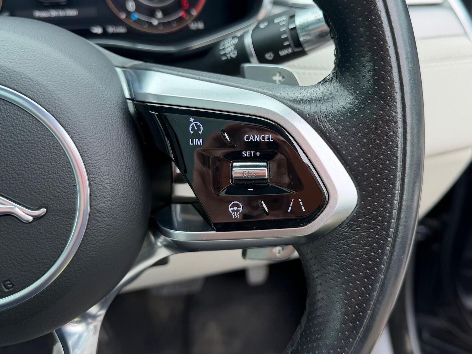 Used Jaguar F-Pace 2021 for sale - 78045634: Photo 19