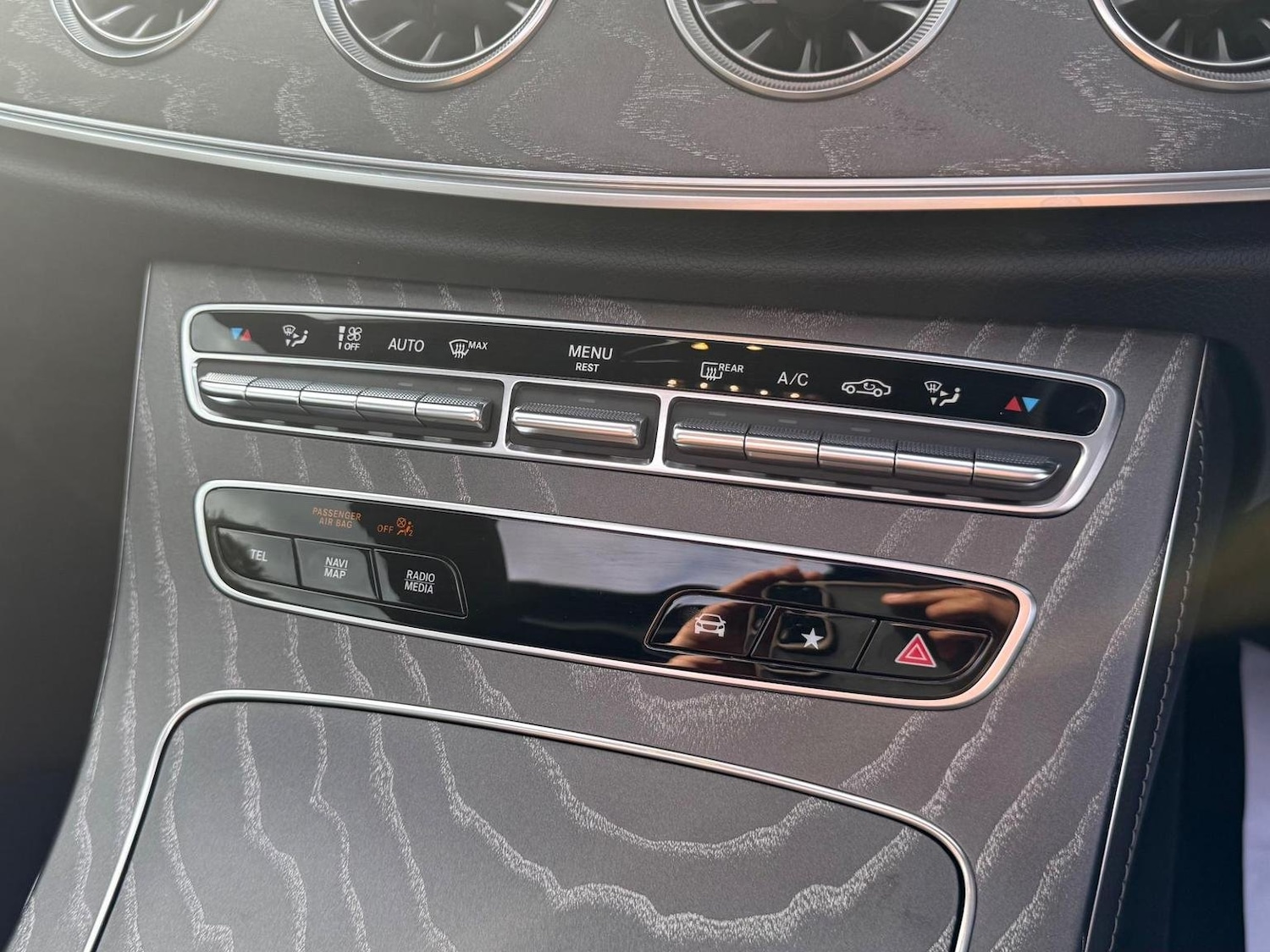 Used Mercedes-Benz E Class 2021 for sale - 76712940: Photo 29