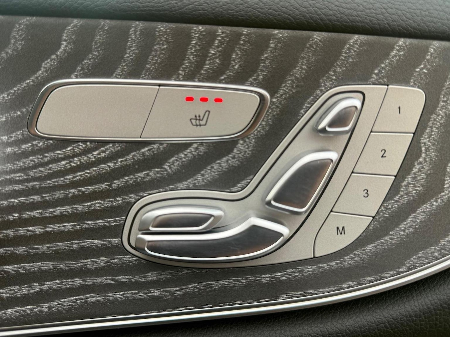 Used Mercedes-Benz E Class 2021 for sale - 76712940: Photo 35