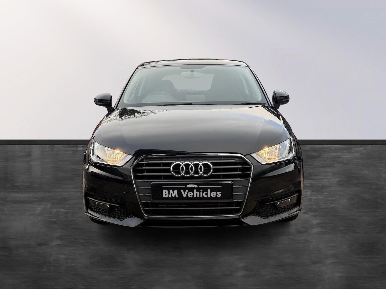 Used Audi A1 2015 for sale - 77162285: Photo 2