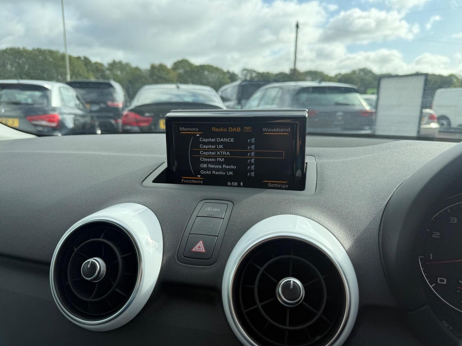 Used Audi A1 2015 for sale - 76670842: Photo 22