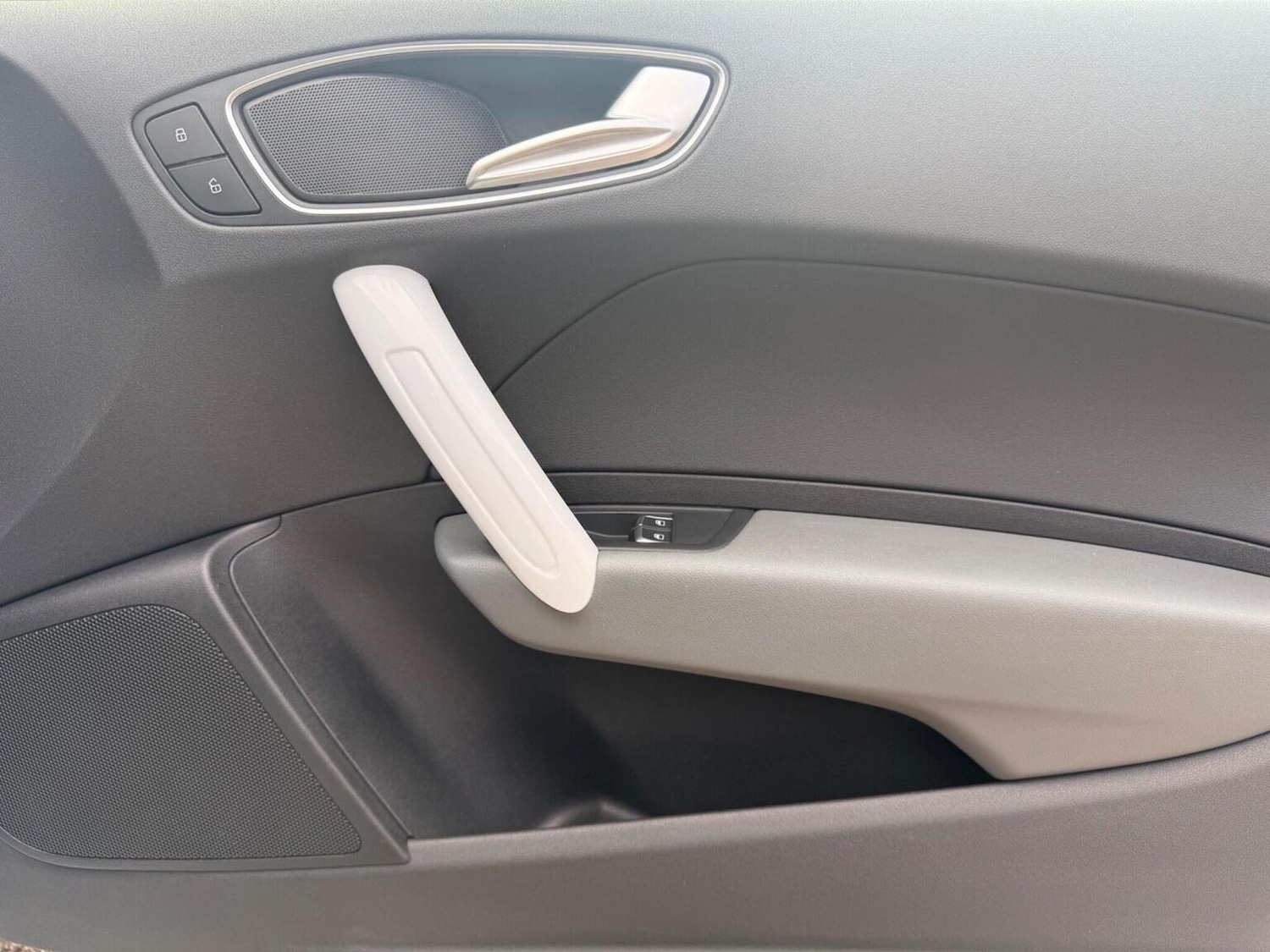 Used Audi A1 2015 for sale - 76670842: Photo 27