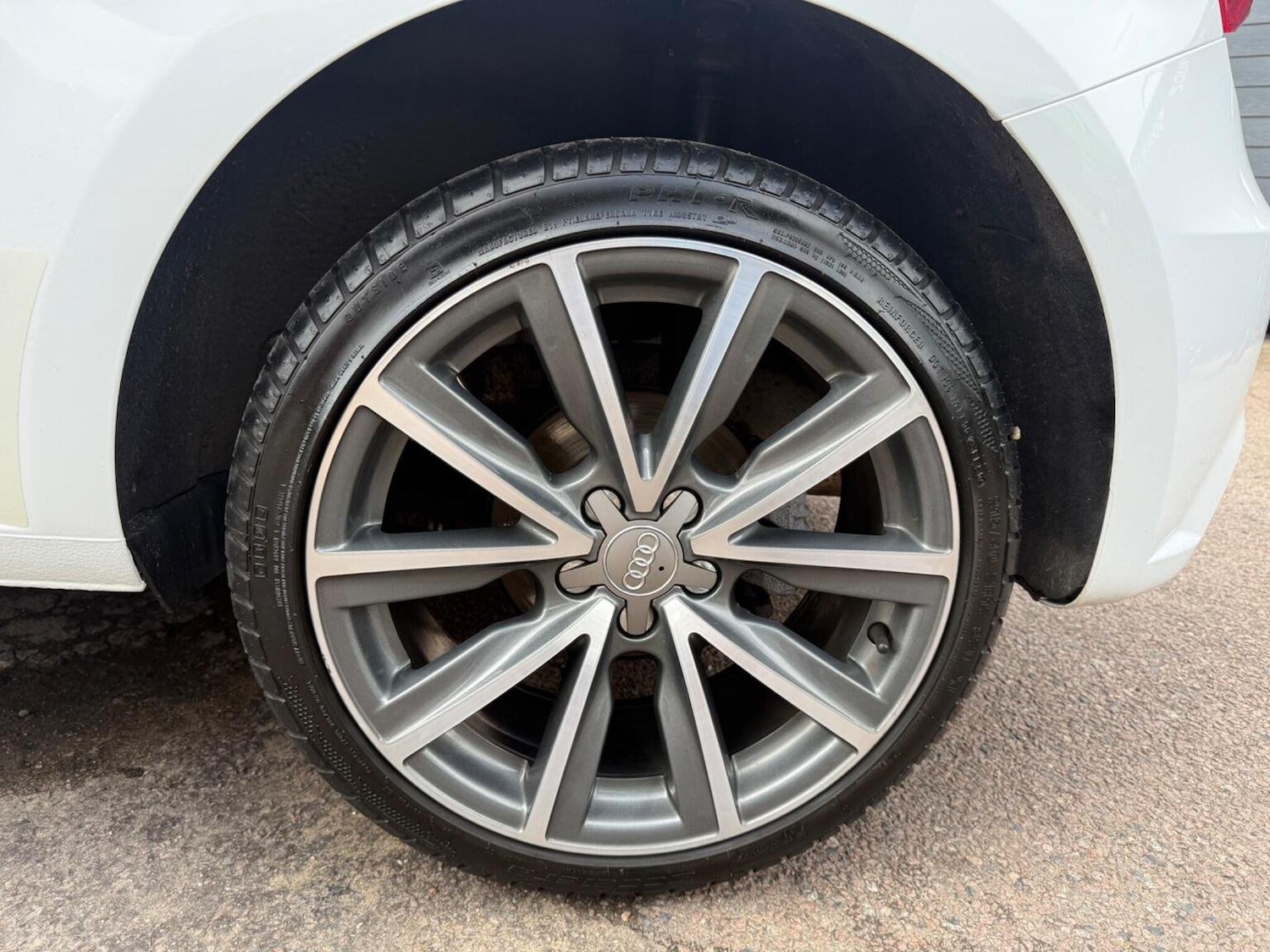 Used Audi A1 2015 for sale - 76670842: Photo 37