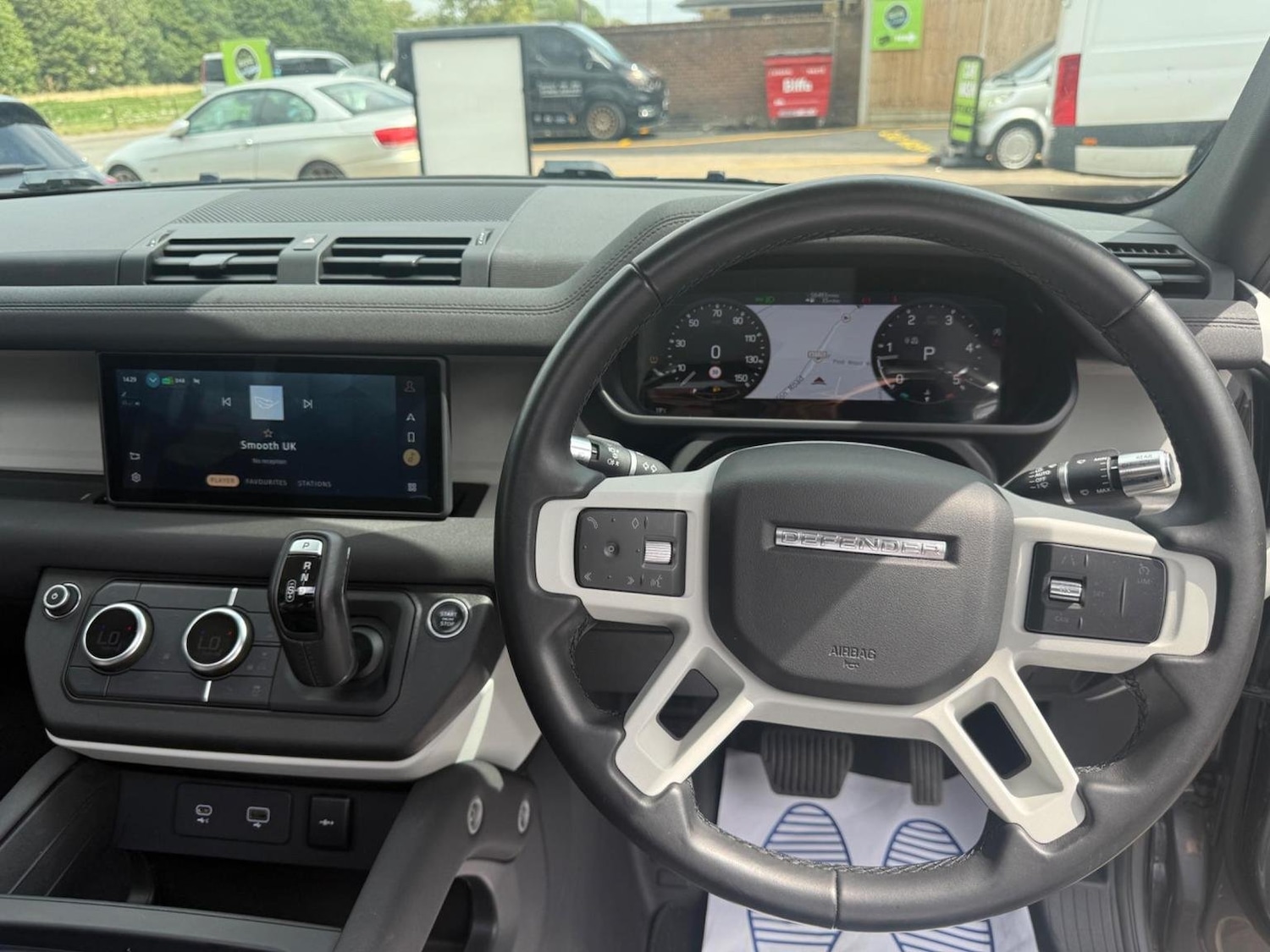 Used Land Rover Defender 2020 for sale - 76670854: Photo 12