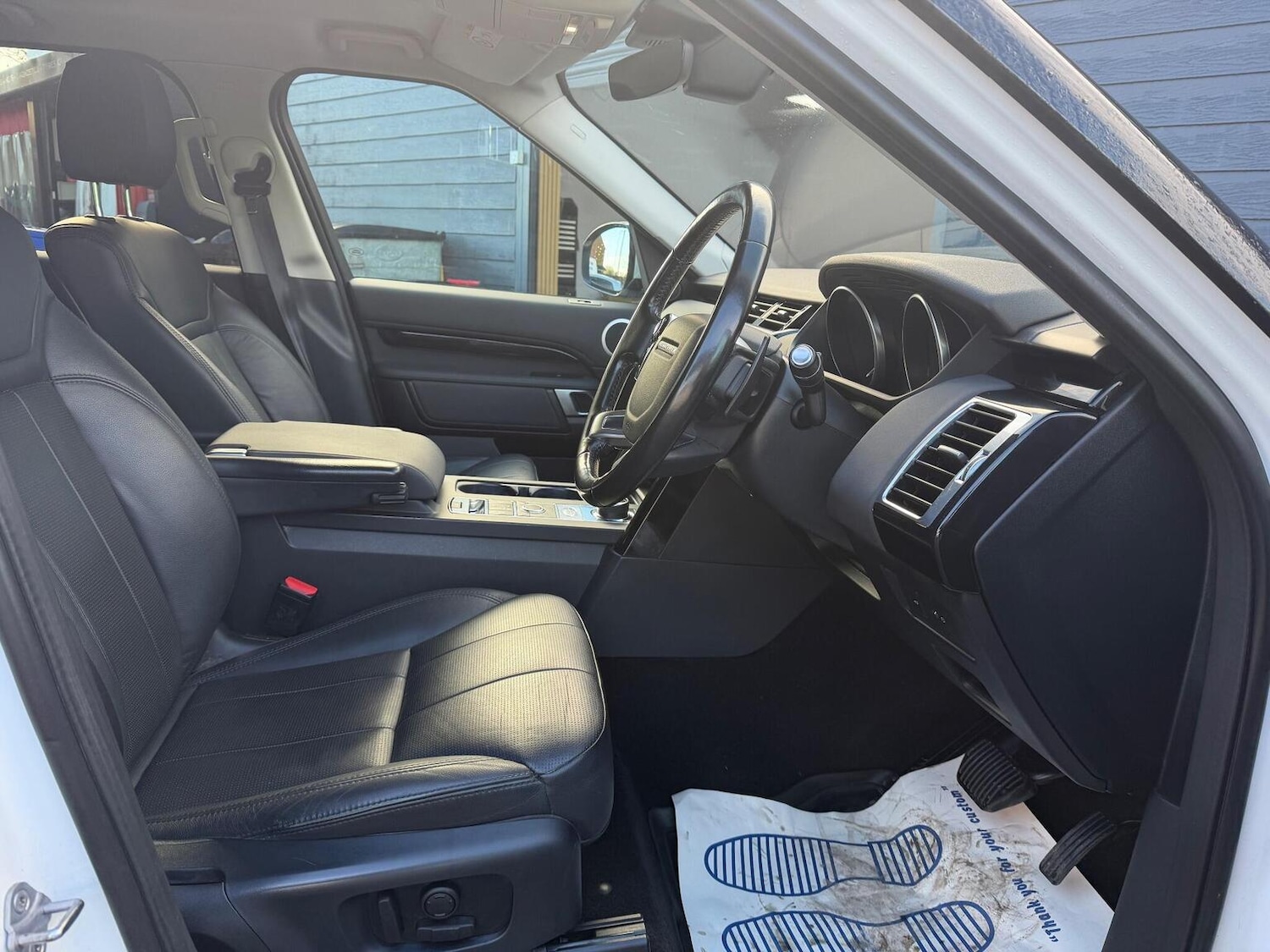 Used Land Rover Discovery 2018 for sale - 76799267: Photo 11