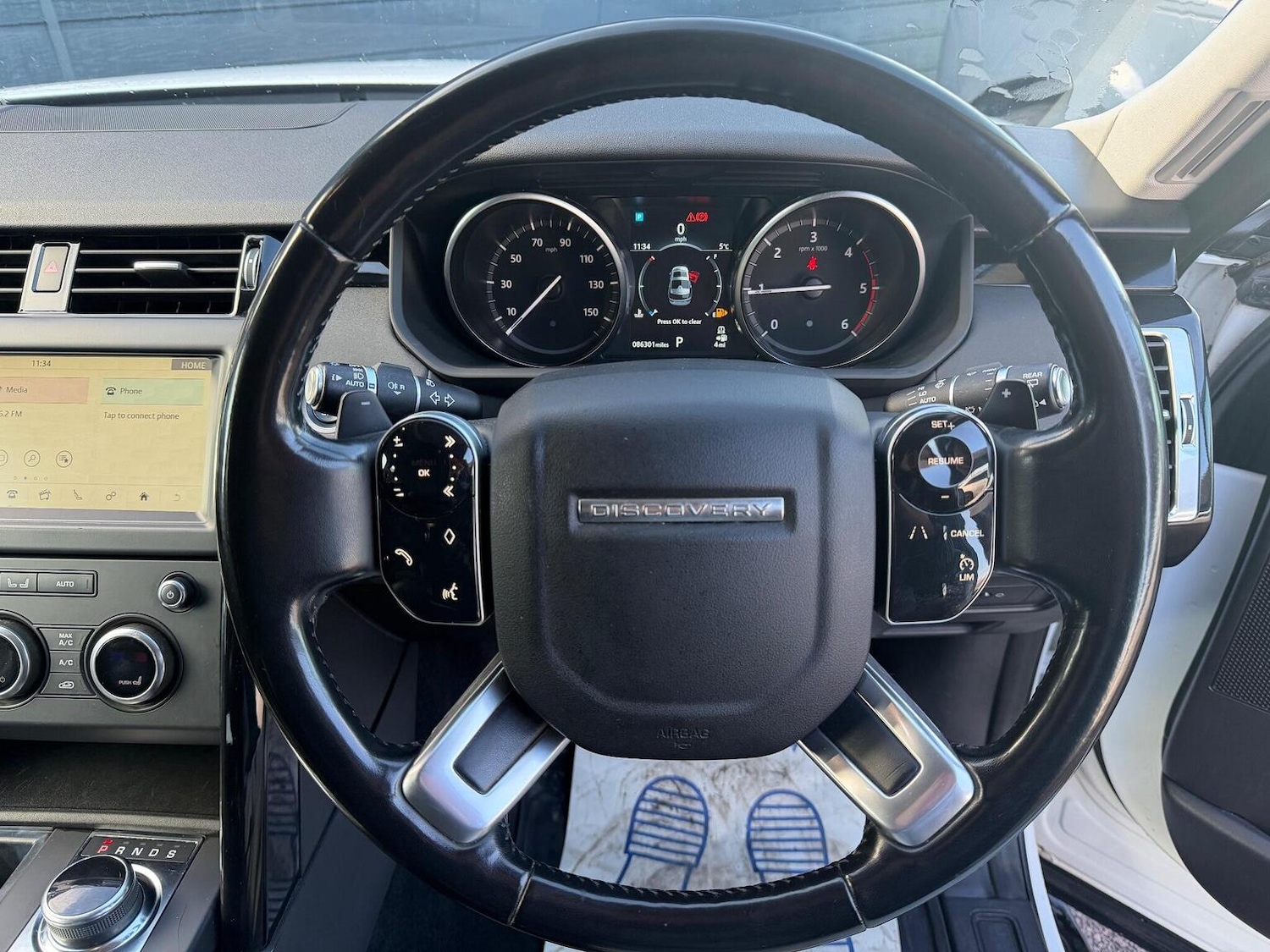 Used Land Rover Discovery 2018 for sale - 76799267: Photo 16