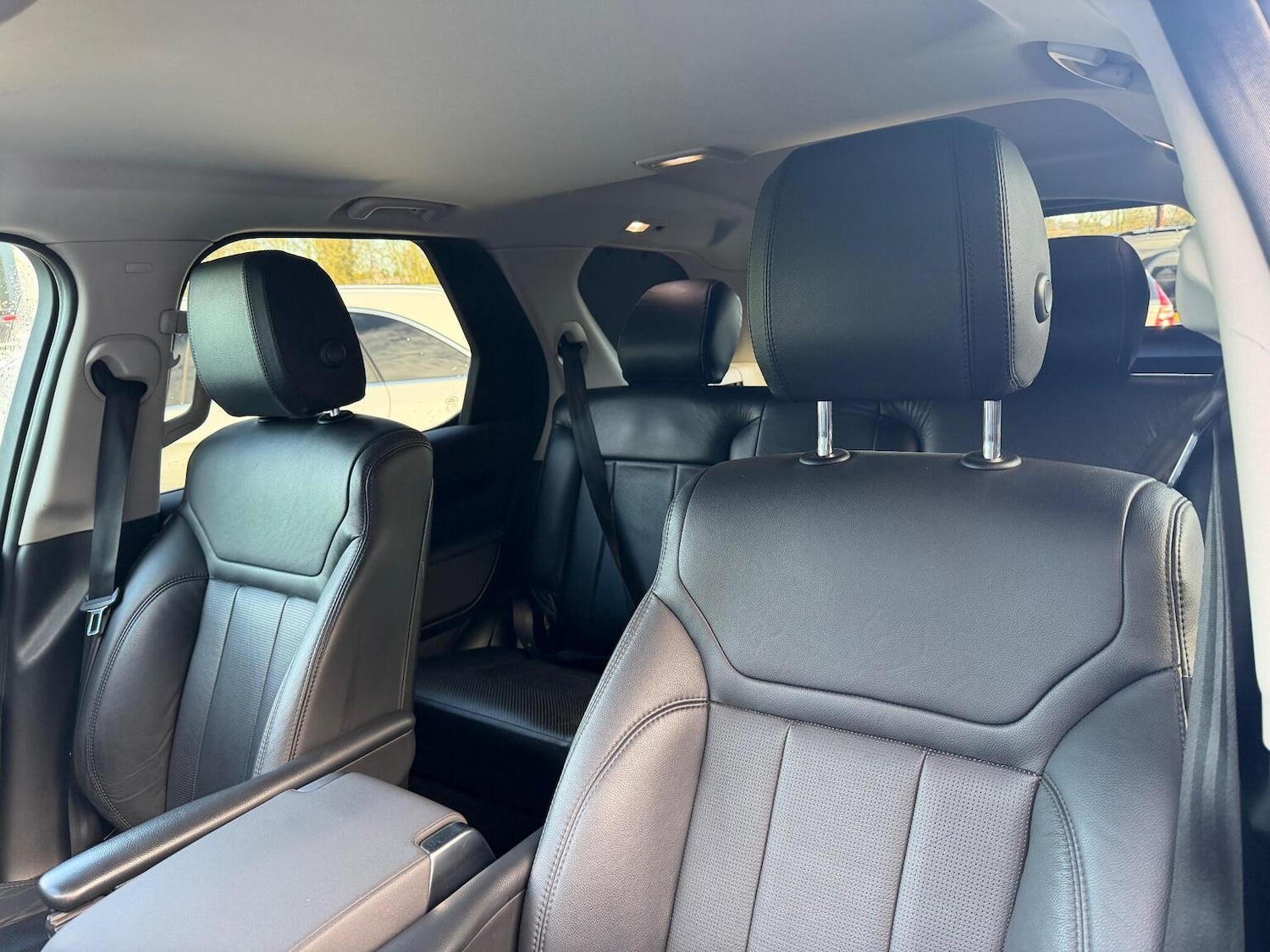 Used Land Rover Discovery 2018 for sale - 76799267: Photo 32