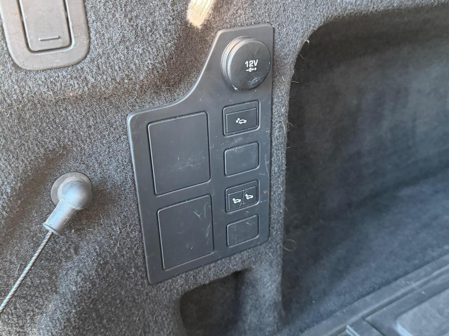 Used Land Rover Discovery 2018 for sale - 76799267: Photo 38