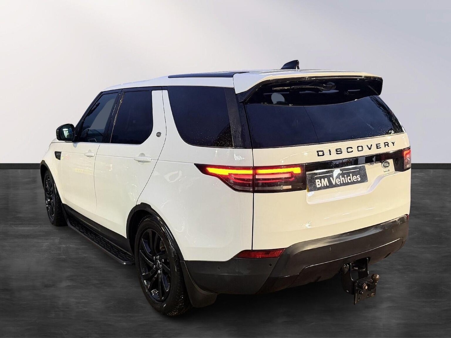 Used Land Rover Discovery 2018 for sale - 76799267: Photo 6