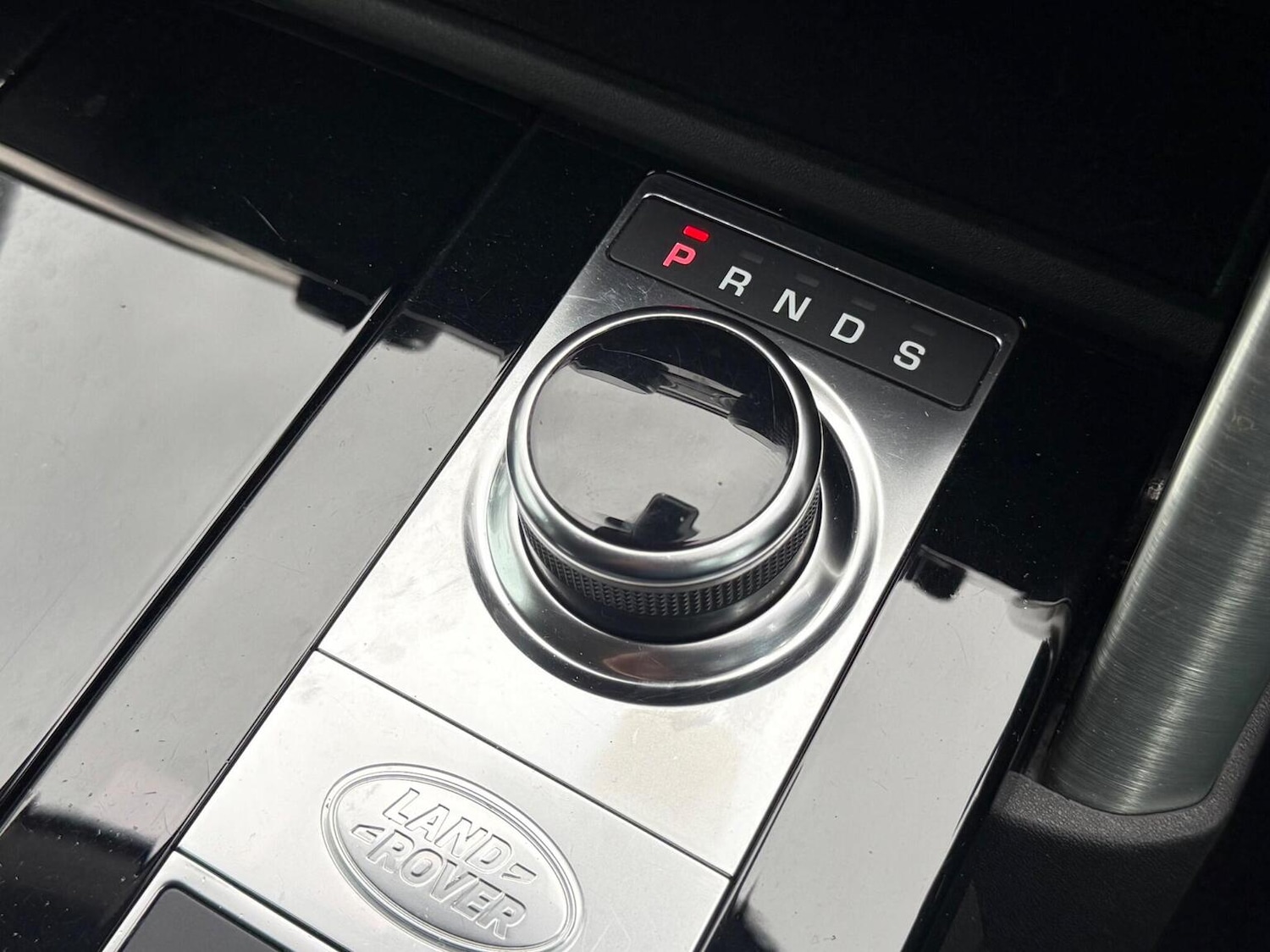 Used Land Rover Discovery 2020 for sale - 77636913: Photo 30