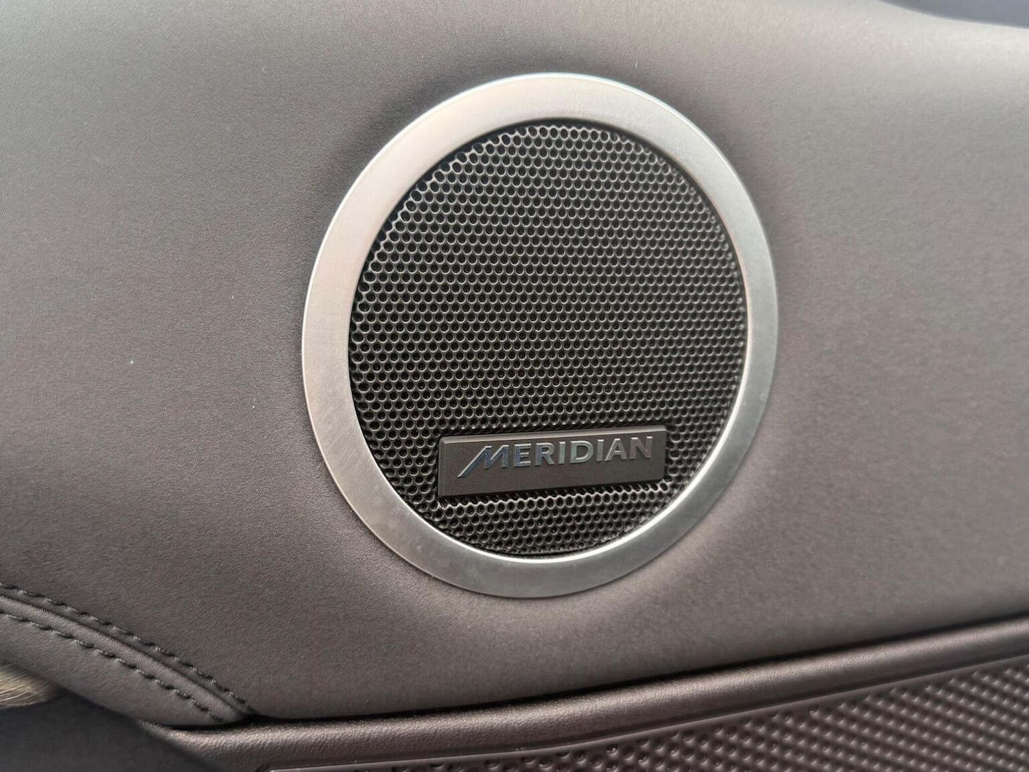 Used Land Rover Discovery 2020 for sale - 77636913: Photo 34