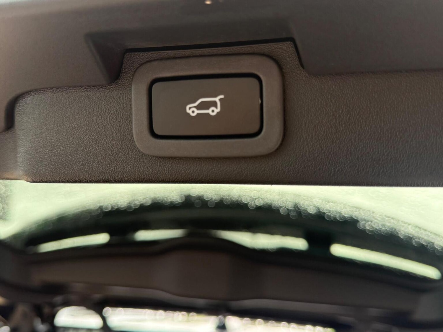 Used Land Rover Discovery 2020 for sale - 77636913: Photo 40