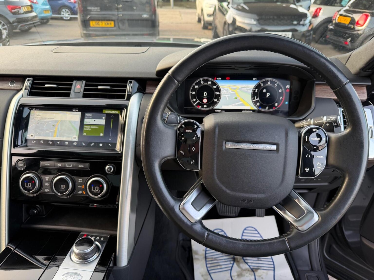 Used Land Rover Discovery 2019 for sale - 77766367: Photo 17