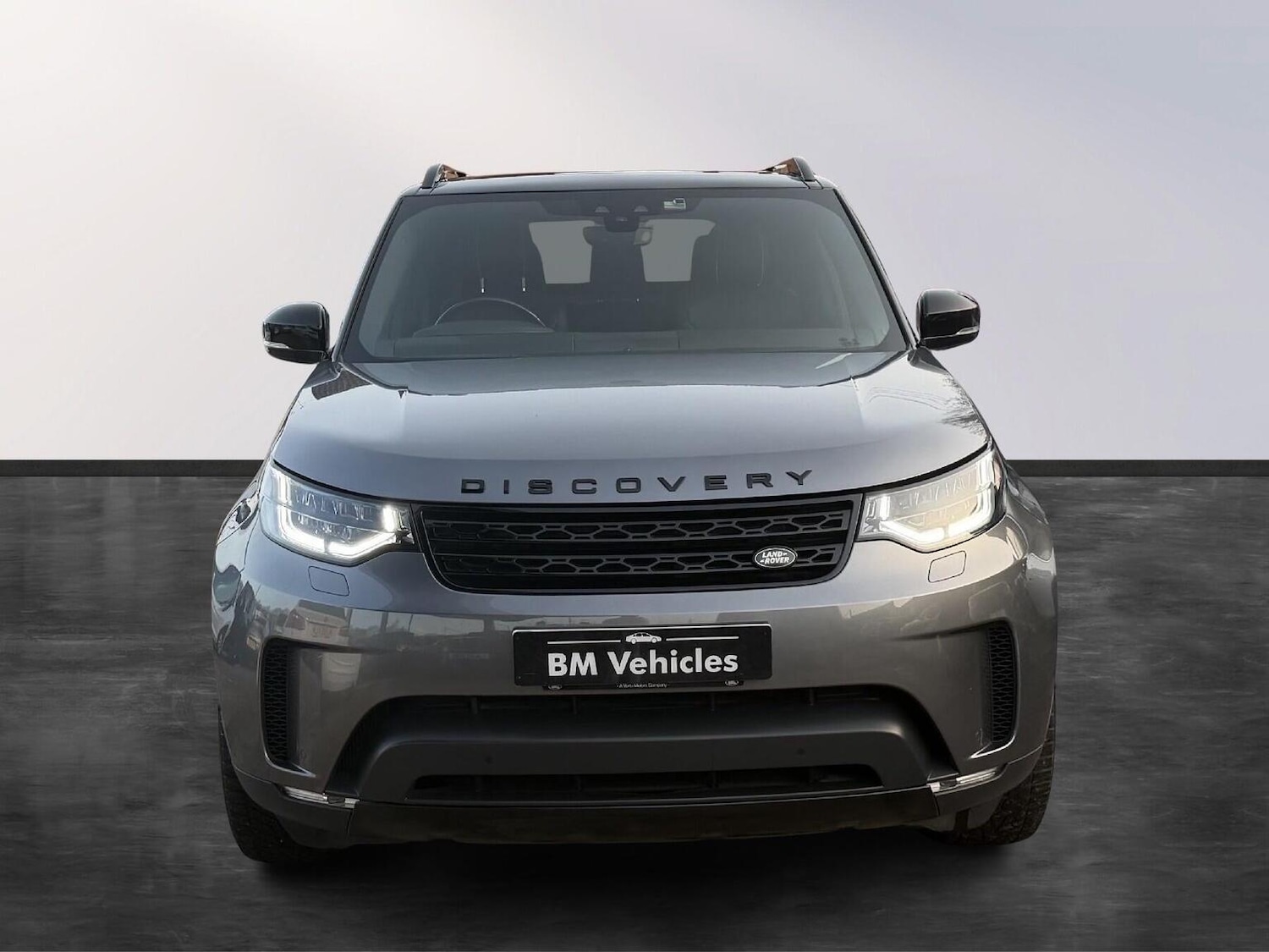 Used Land Rover Discovery 2019 for sale - 77766367: Photo 2