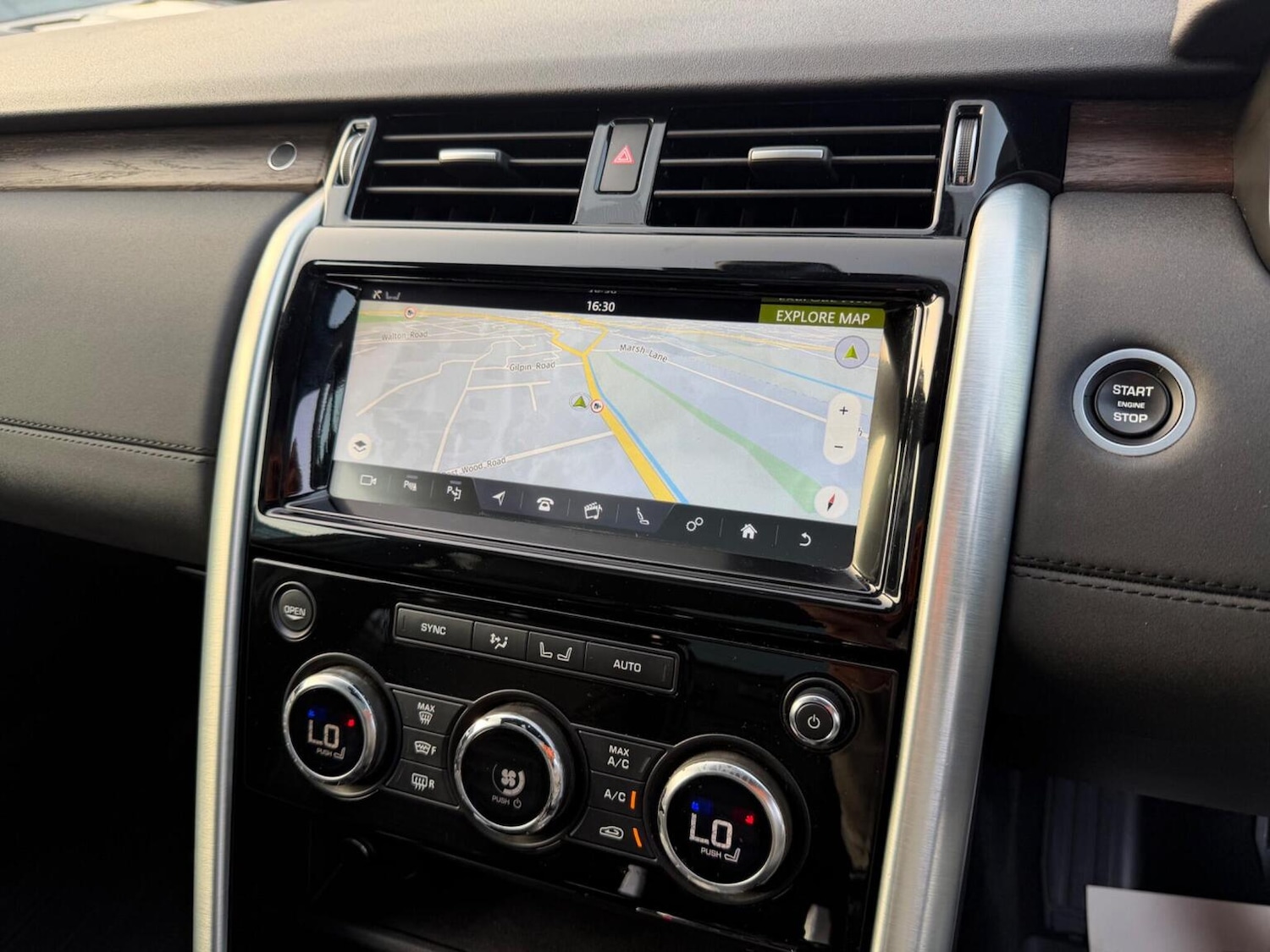 Used Land Rover Discovery 2019 for sale - 77766367: Photo 24