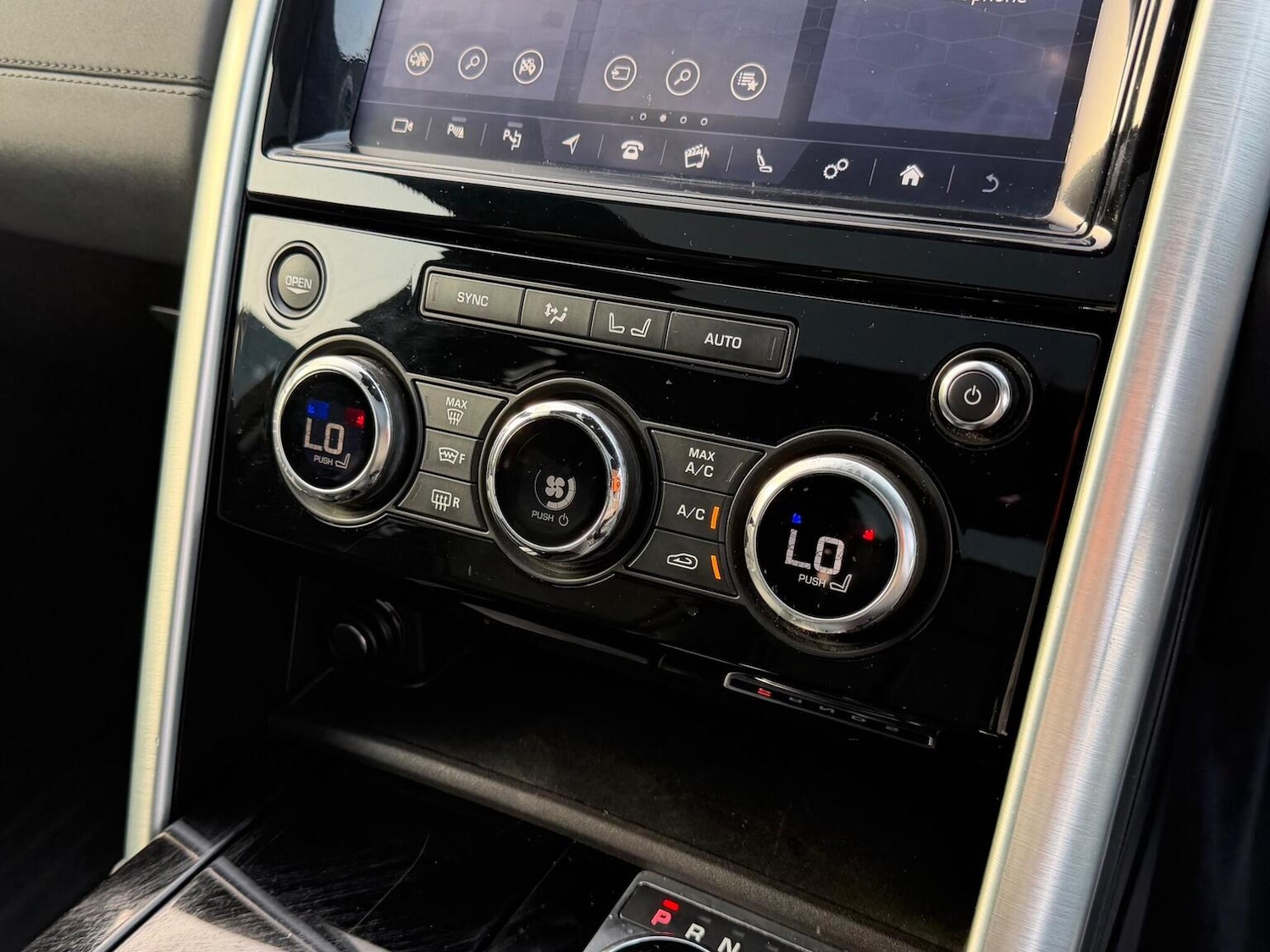 Used Land Rover Discovery 2019 for sale - 77766367: Photo 27