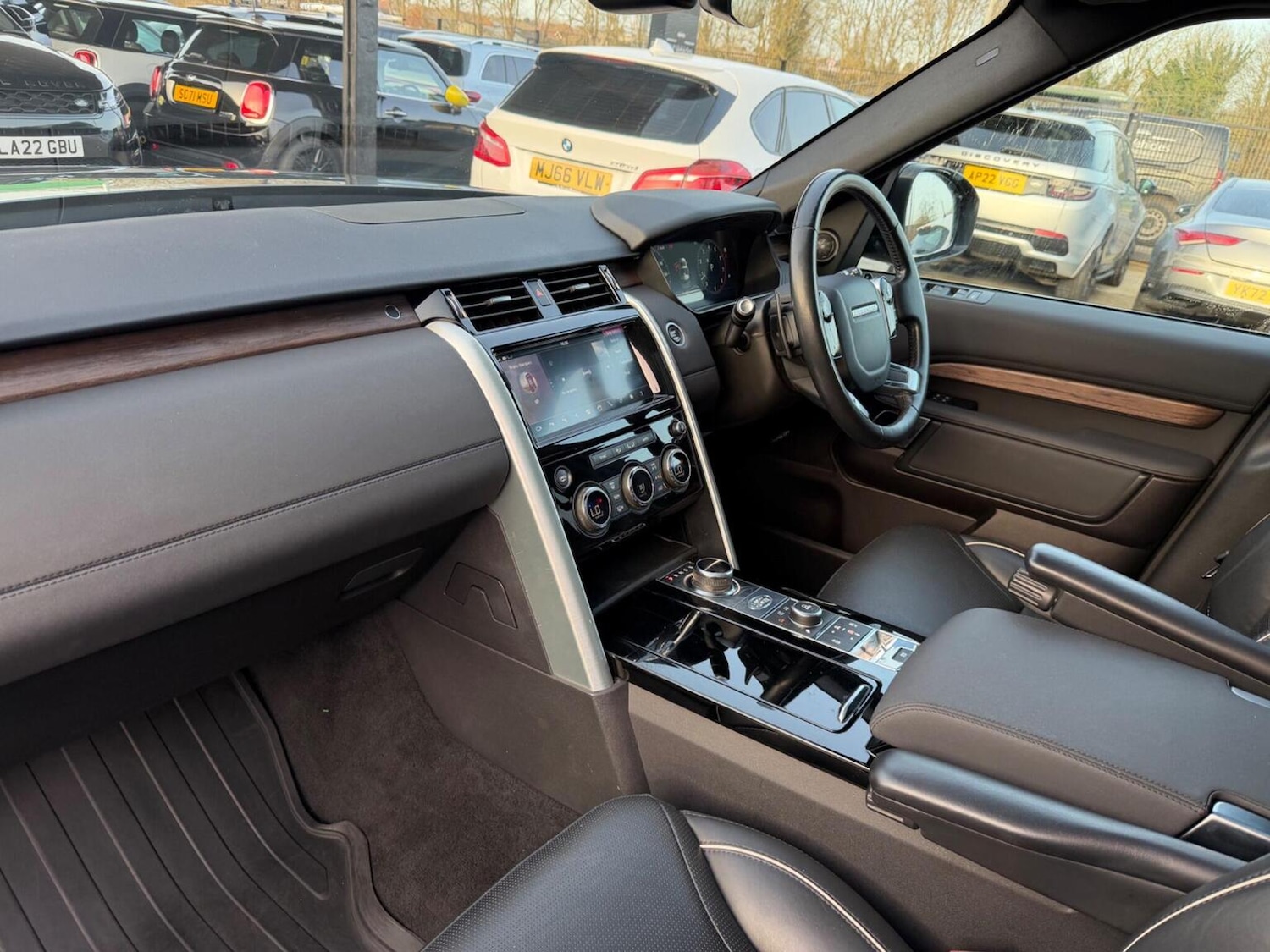 Used Land Rover Discovery 2019 for sale - 77766367: Photo 30