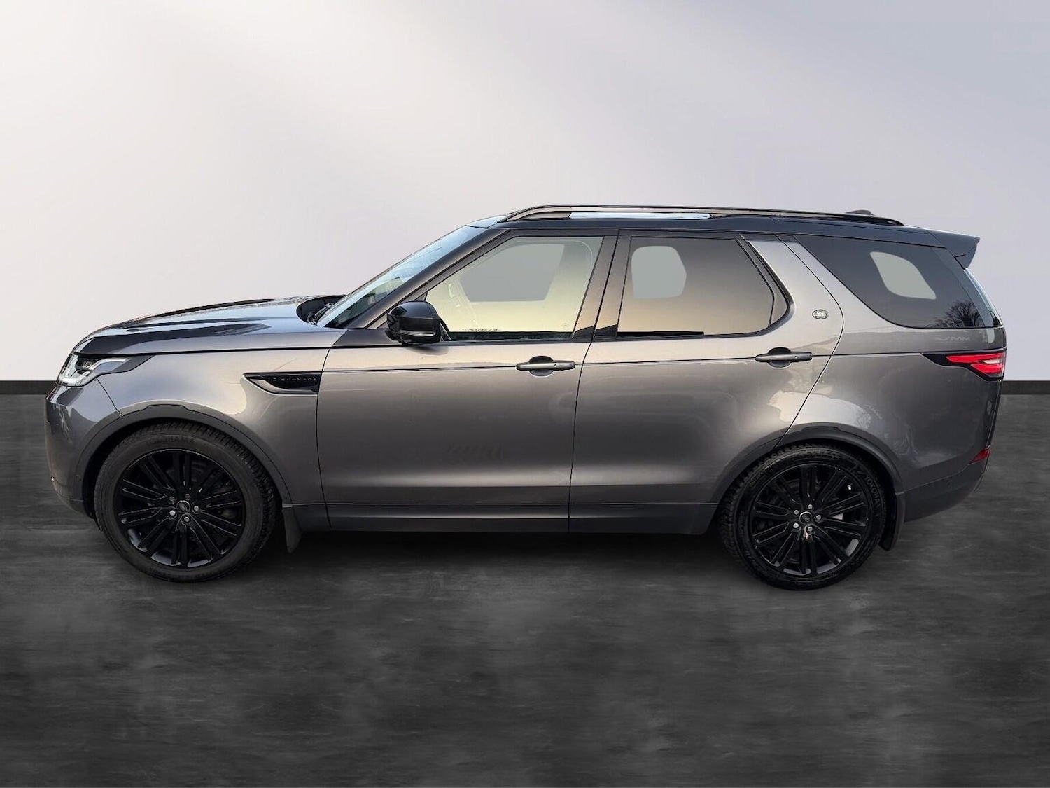 Used Land Rover Discovery 2019 for sale - 77766367: Photo 4