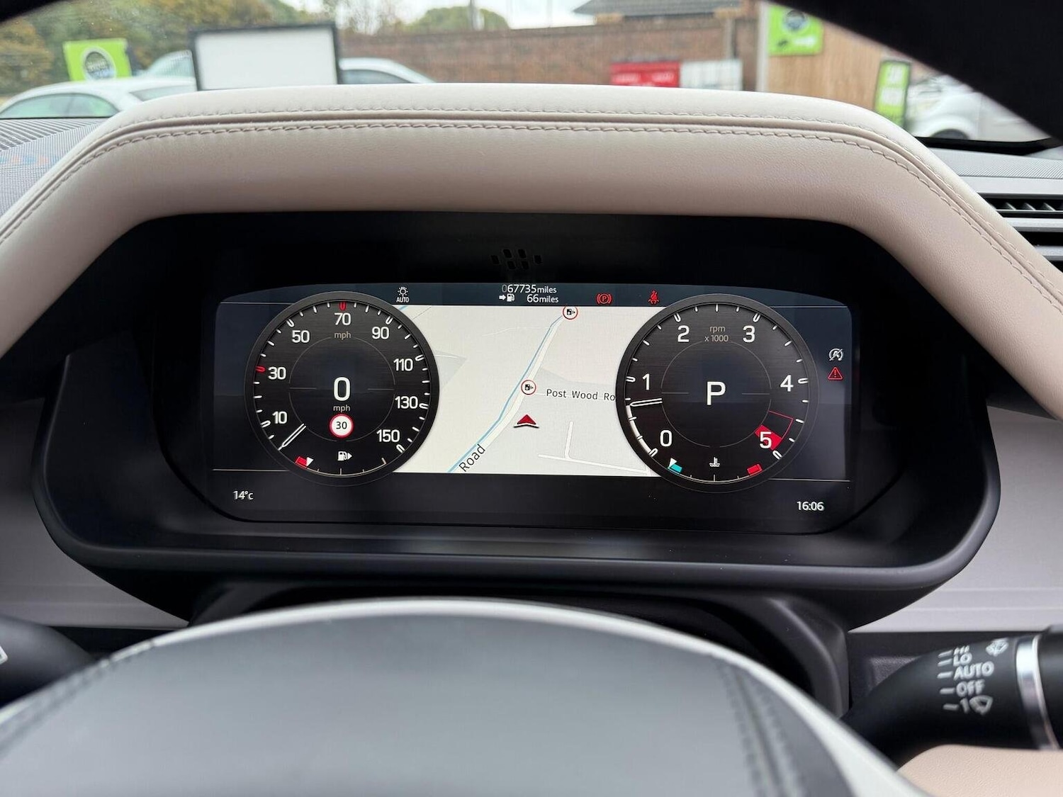 Used Land Rover Defender 2021 for sale - 76670851: Photo 16