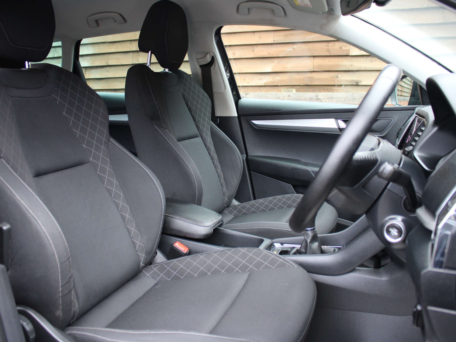 Used Skoda Karoq 2021 for sale - 76483220: Photo 7