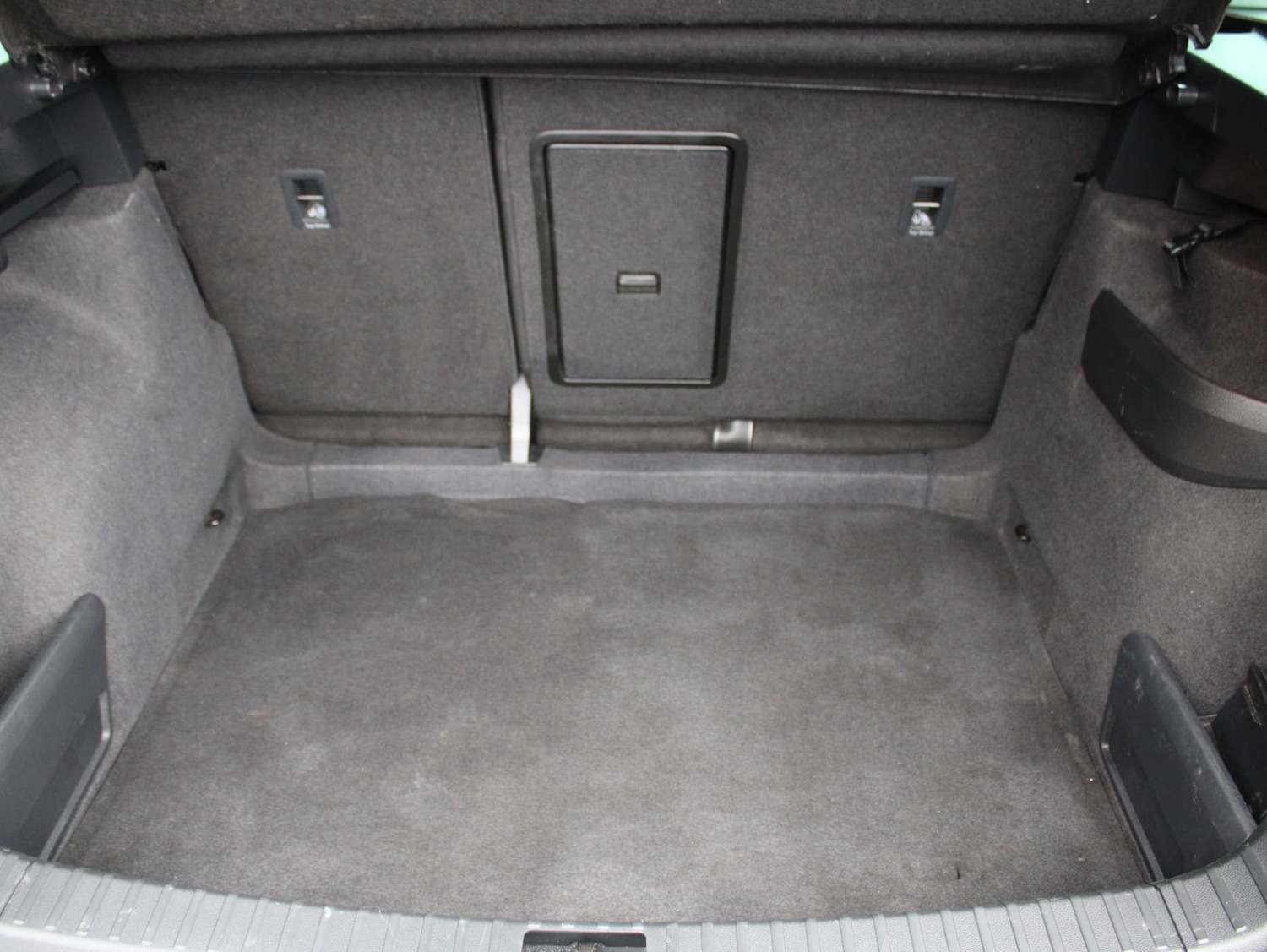 Used Skoda Karoq 2021 for sale - 76483220: Photo 9