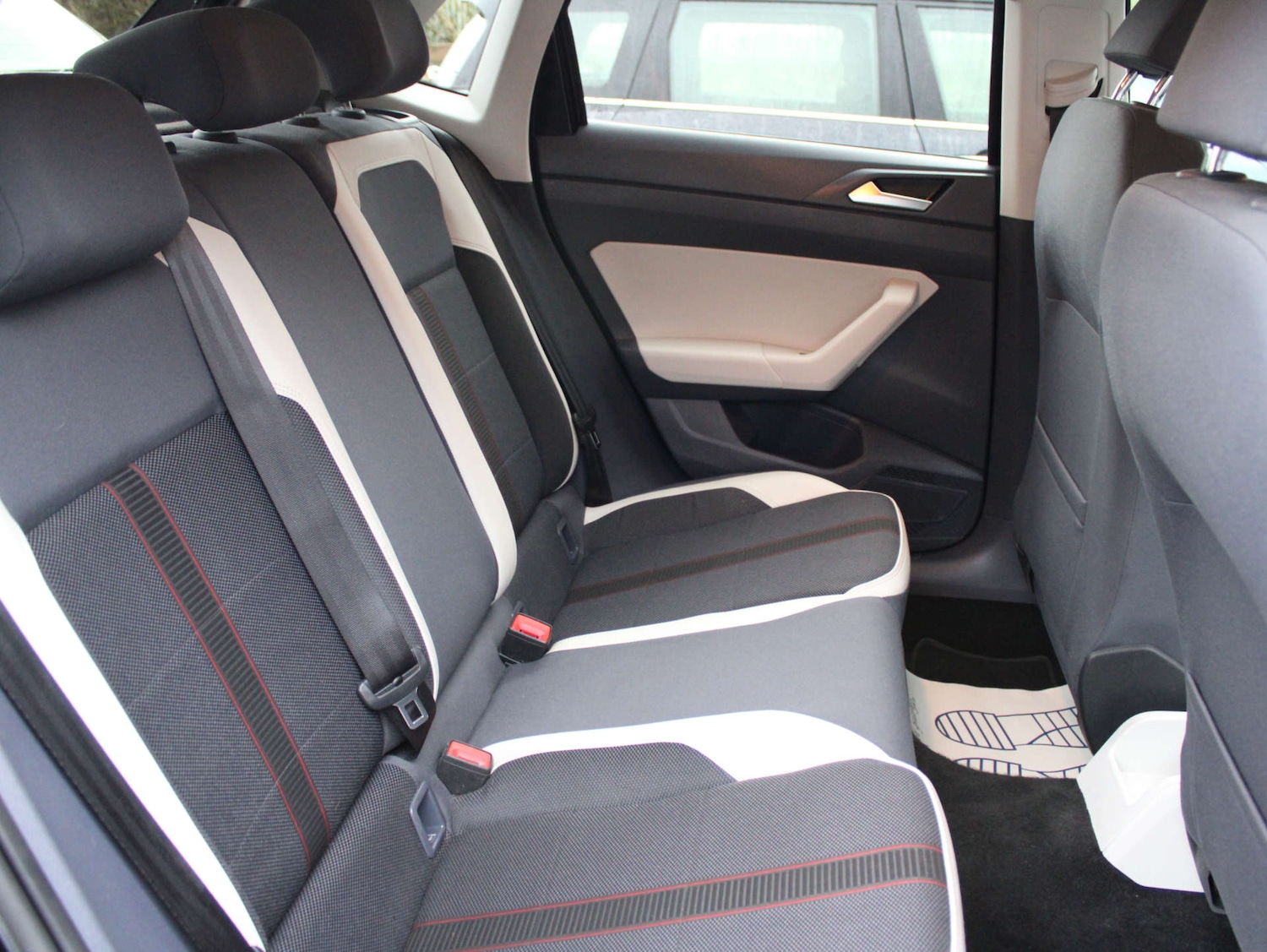 Used Volkswagen Polo 2021 for sale - 76739826: Photo 9