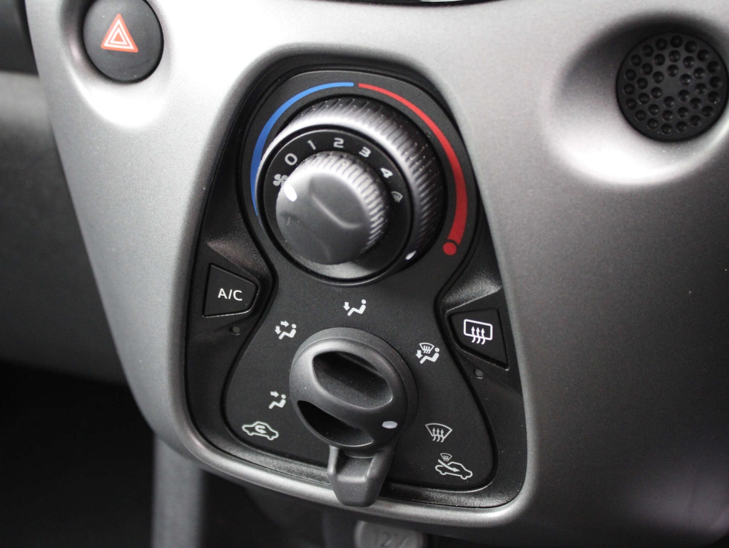 Used Toyota AYGO 2021 for sale - 78202462: Photo 12