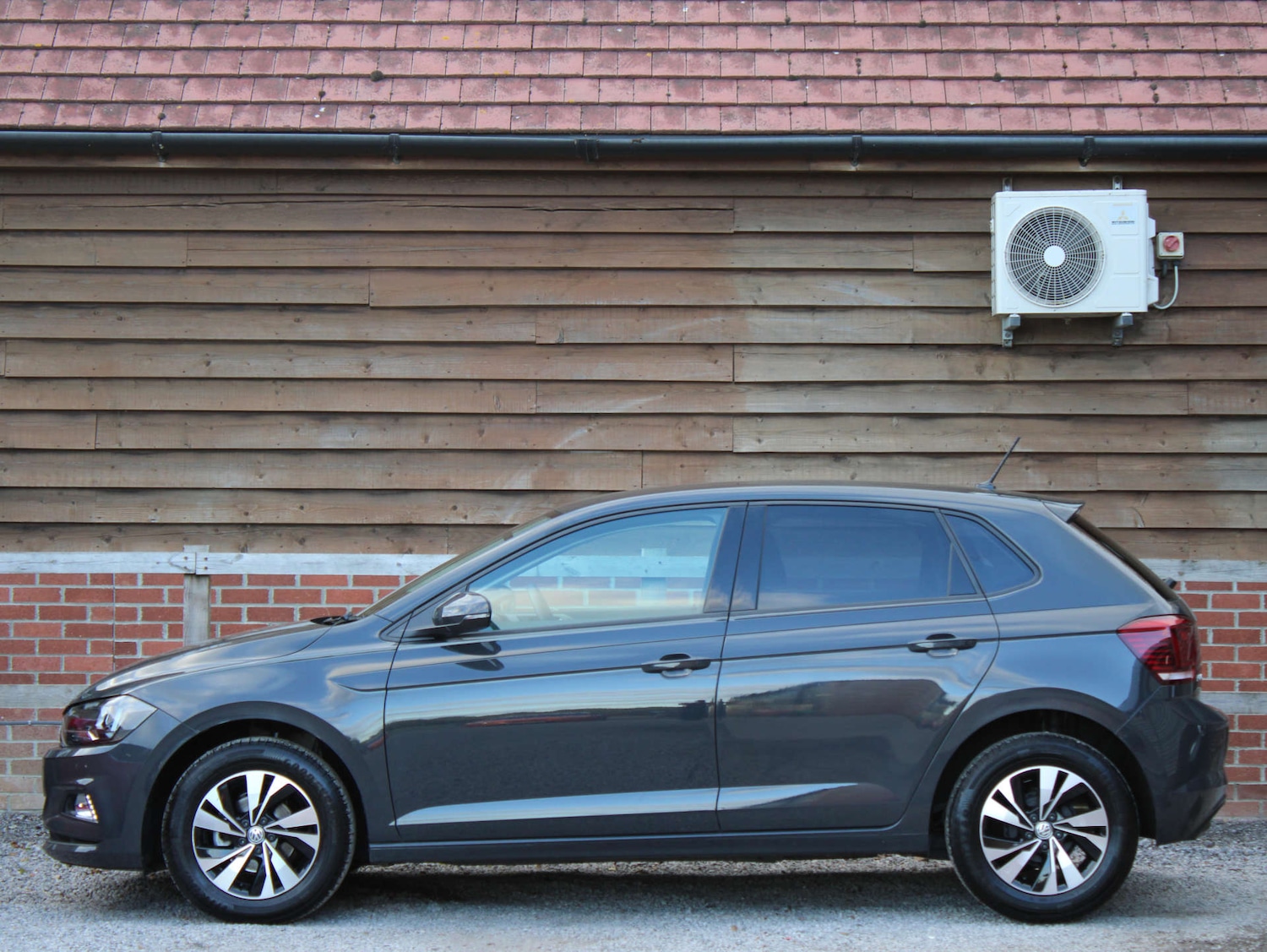 Used Volkswagen Polo 2020 for sale - 76340250: Photo 2