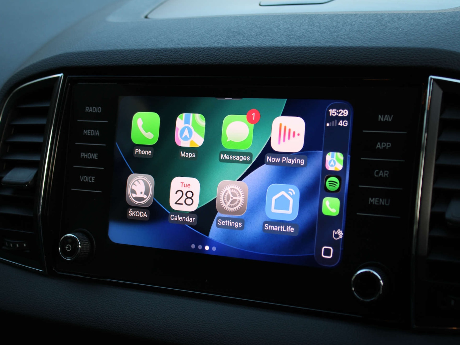 Used Skoda Karoq 2020 for sale - 76397223: Photo 16