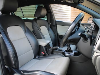 Used Kia Sportage 2020 for sale - 75739139: Photo