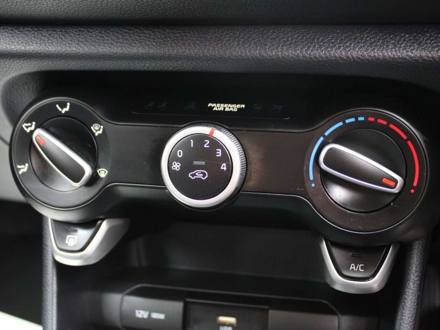 Used Kia Picanto 2021 for sale - 76601180: Photo 11