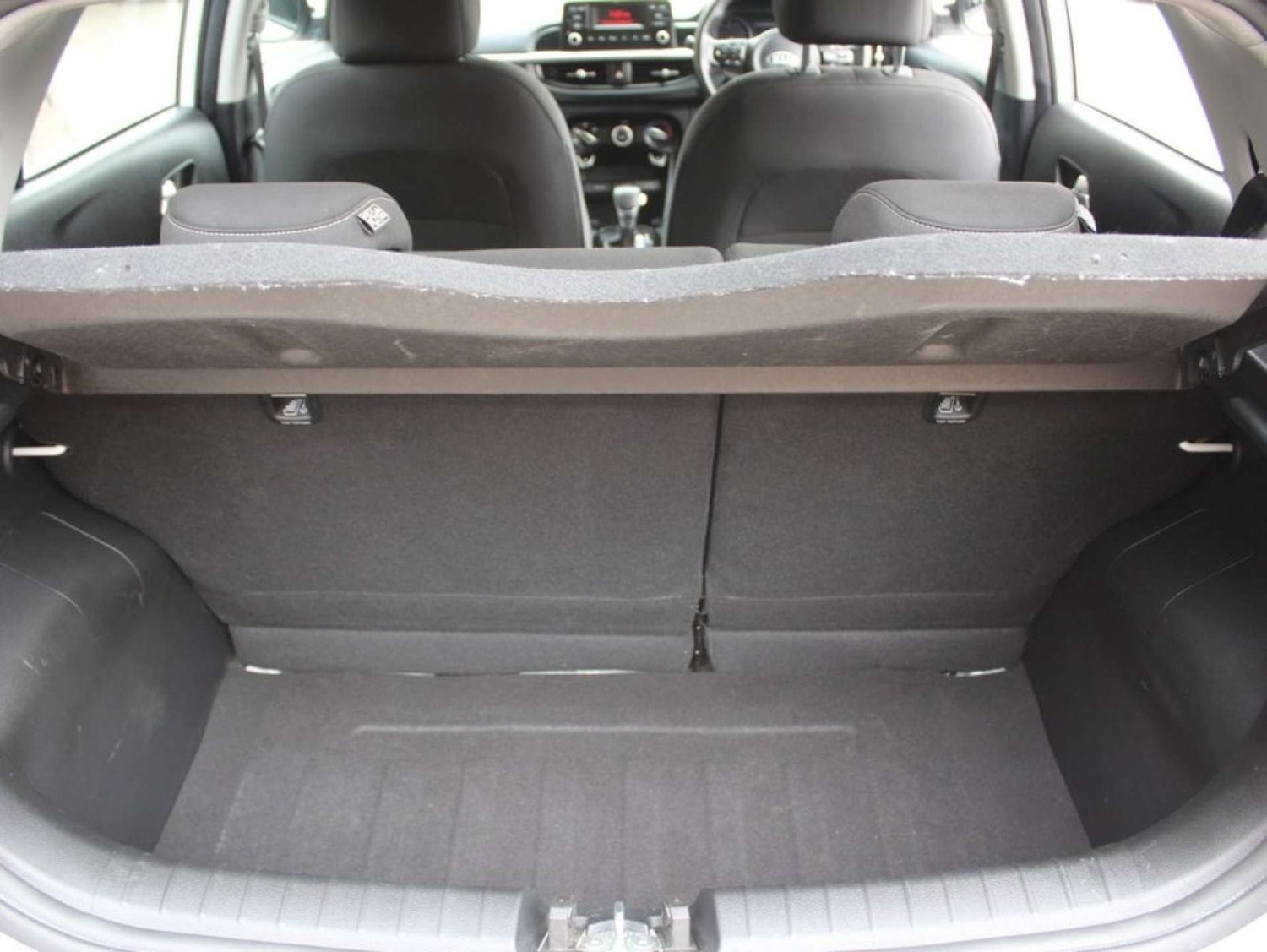 Used Kia Picanto 2021 for sale - 76601180: Photo 9