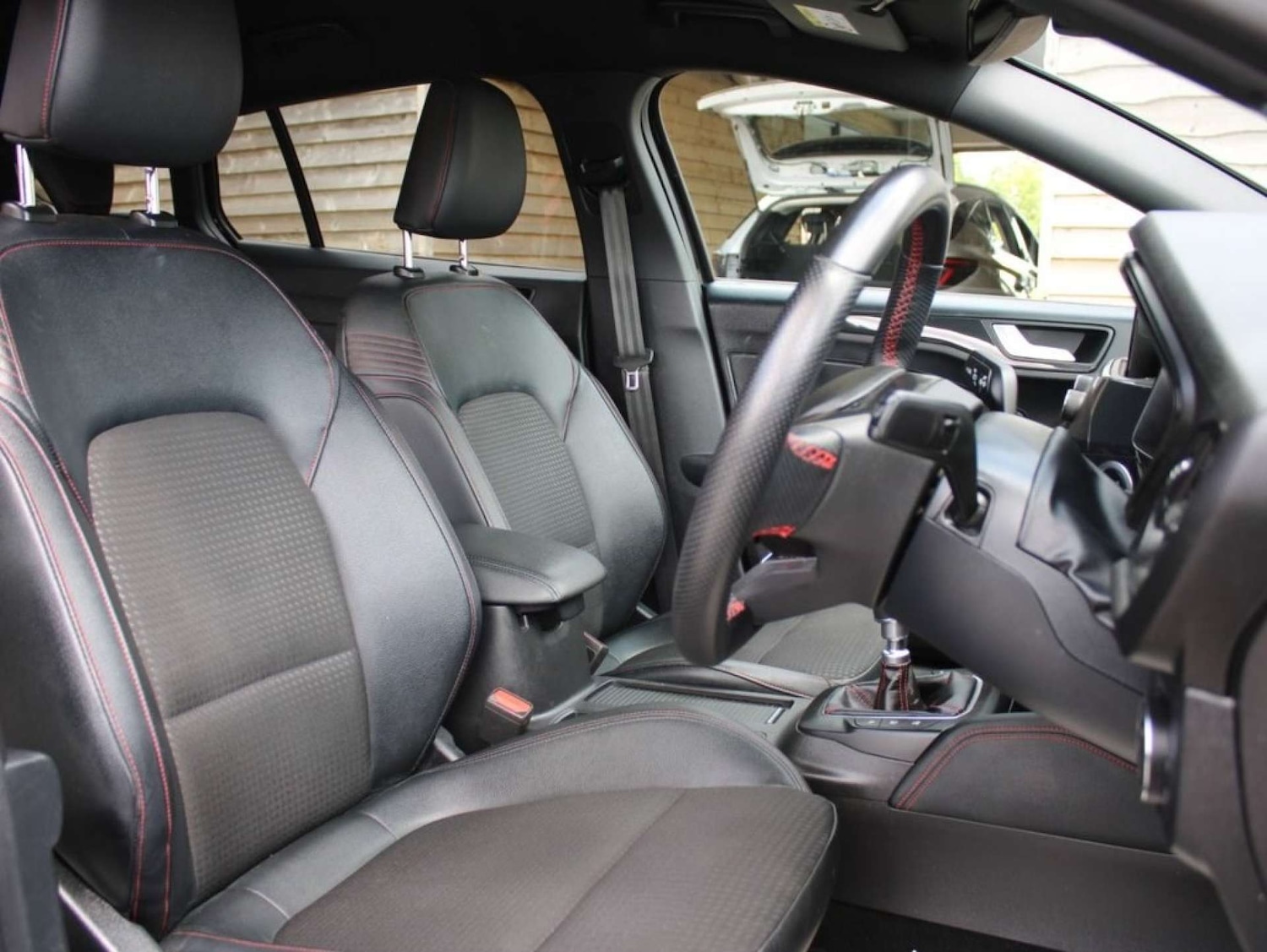 Used Ford Focus 2022 for sale - 76340262: Photo 11