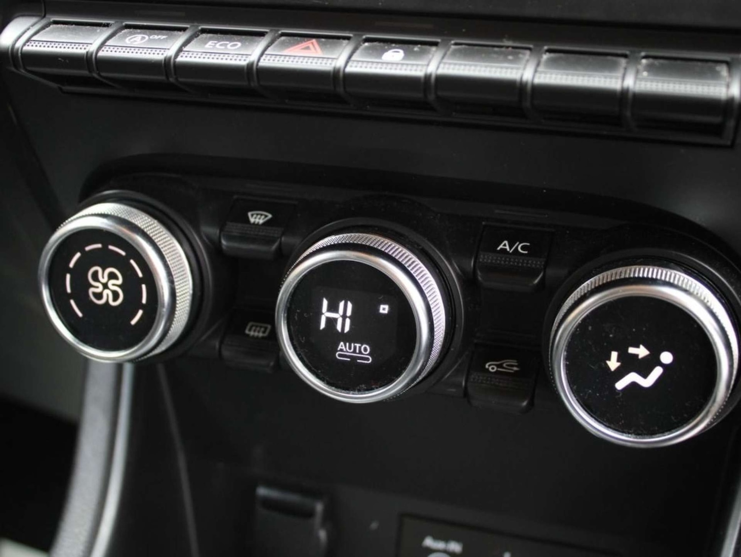 Used Renault Captur 2021 for sale - 76724003: Photo 12