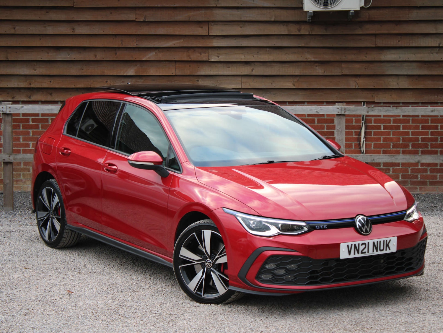 Used Volkswagen Golf 2021 for sale - 76340281: Photo 1