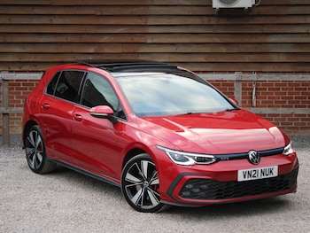 Volkswagen - Golf