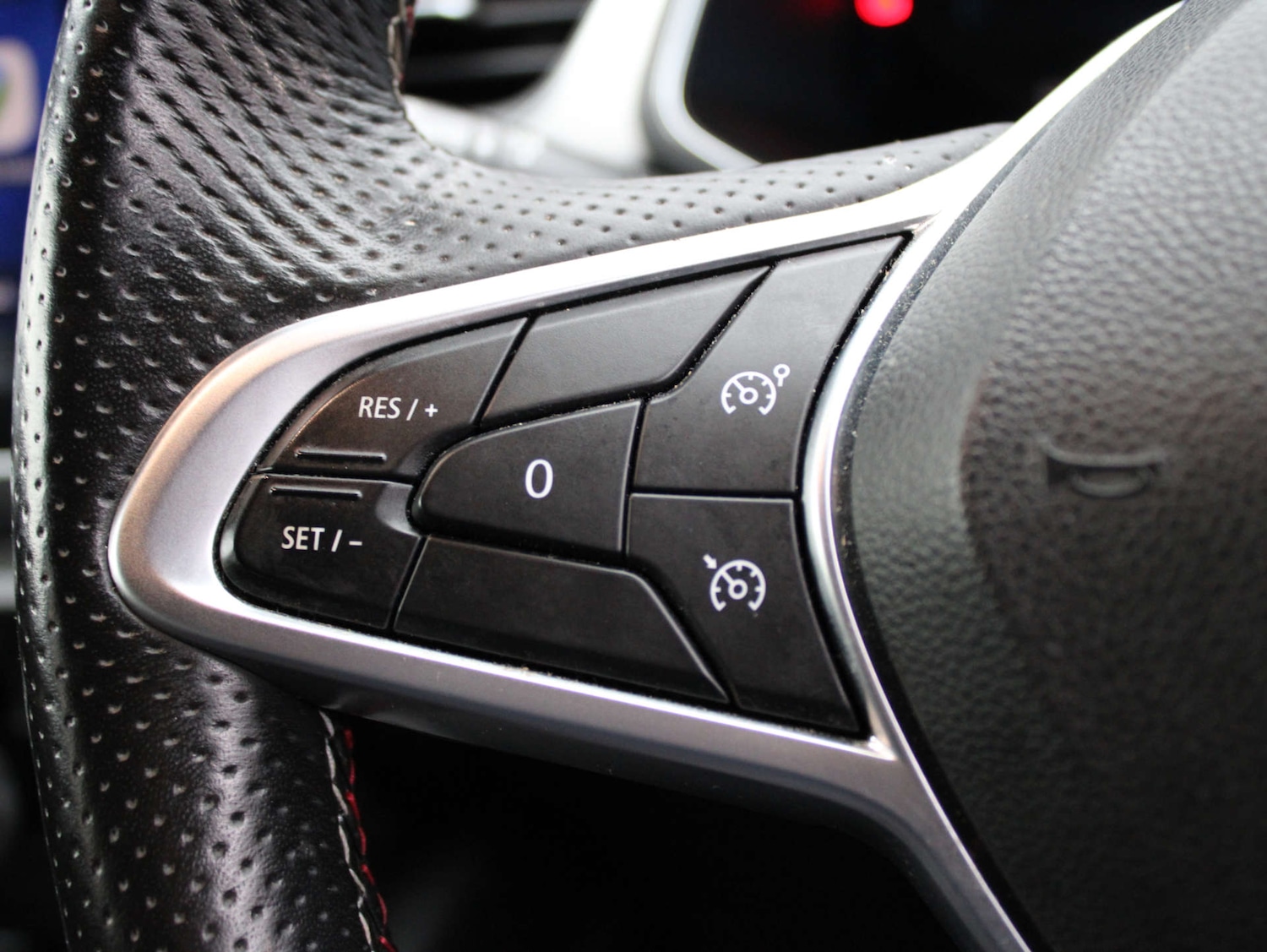 Used Renault Captur 2022 for sale - 76973937: Photo 11