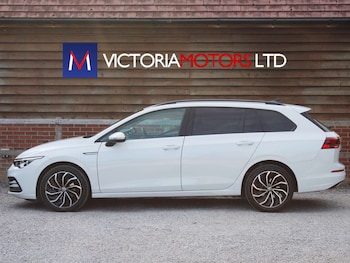 Used Volkswagen Golf 2024 for sale - 78426550: Photo