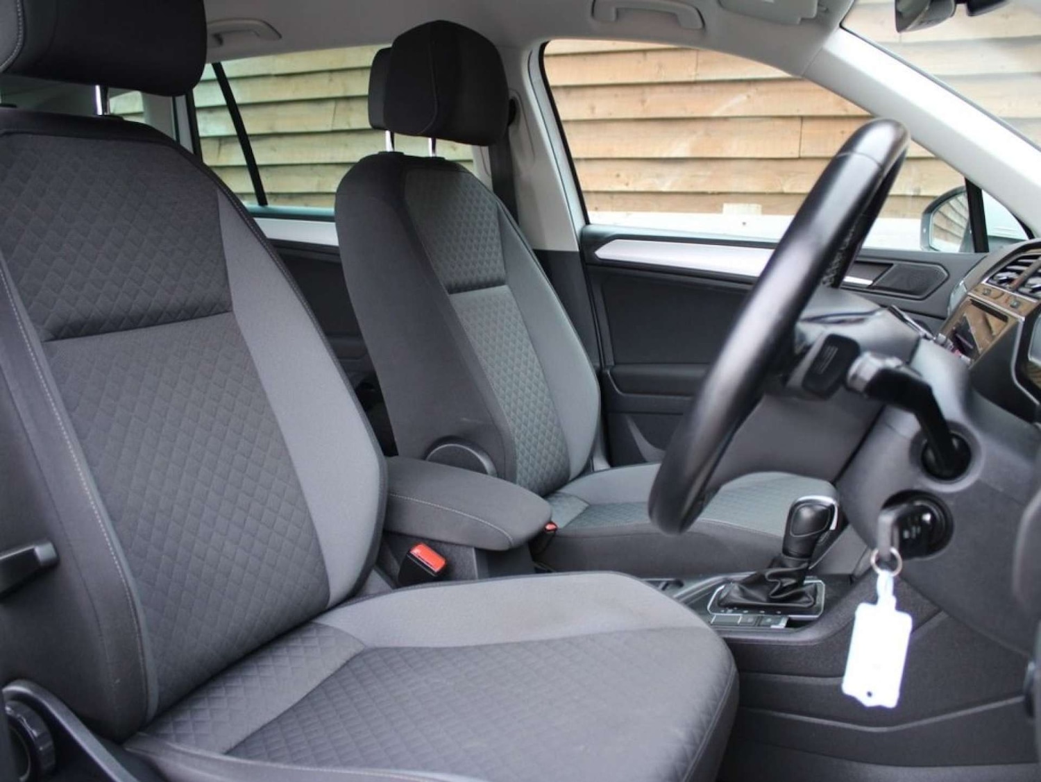 Used Volkswagen Tiguan 2020 for sale - 76340284: Photo 8