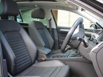 Used Volkswagen Passat 2021 for sale - 74947181: Photo