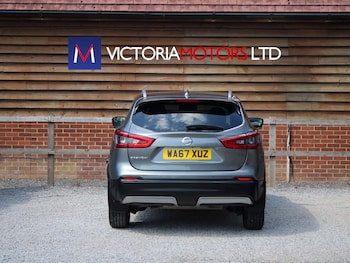 Used Nissan Qashqai 2017 for sale - 79495632: Photo