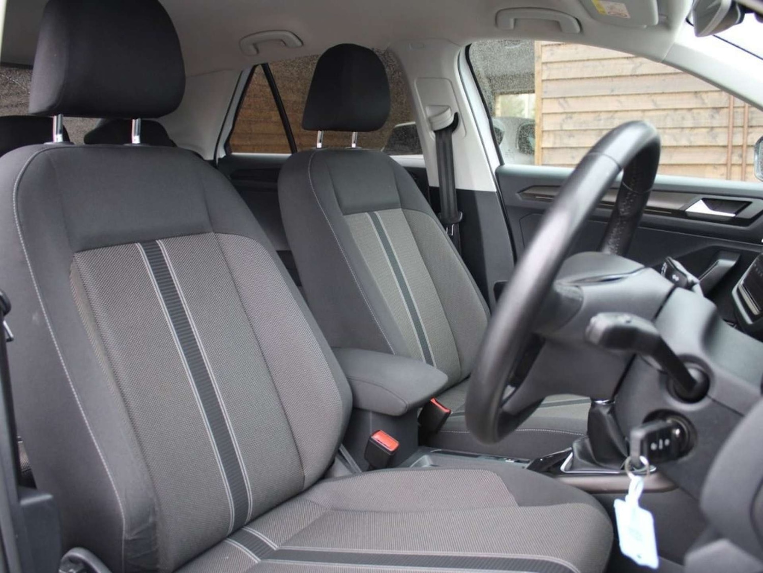 Used Volkswagen T-Roc 2019 for sale - 76601512: Photo 8