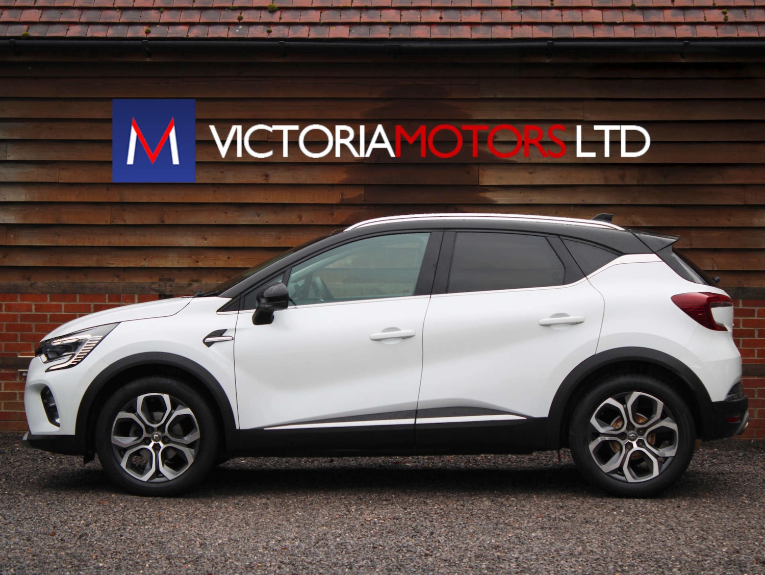 Used Renault Captur 2020 for sale - 76897266: Photo 2