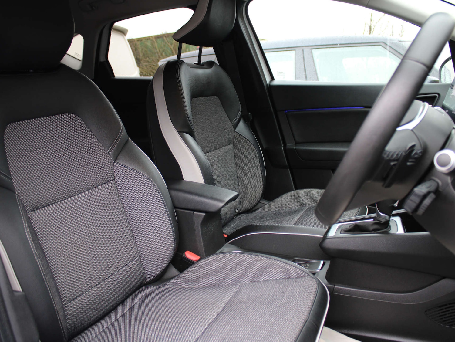 Used Renault Captur 2020 for sale - 76897266: Photo 8