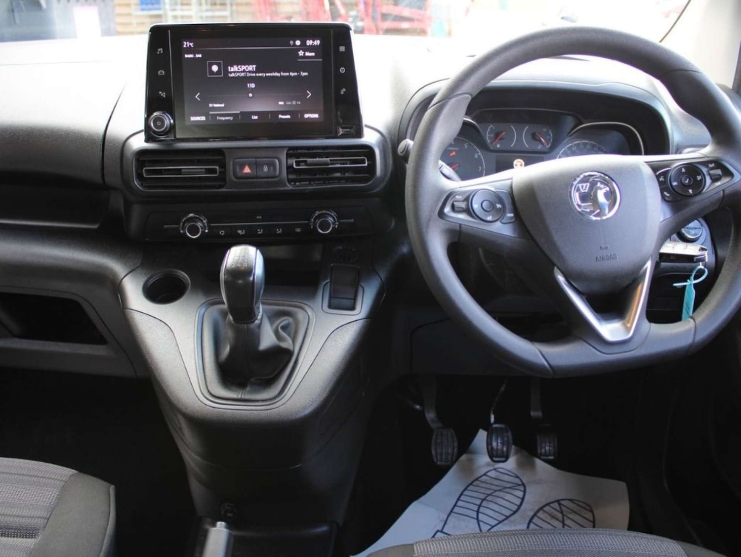 Used Vauxhall Combo Life 2020 for sale - 76340274: Photo 9