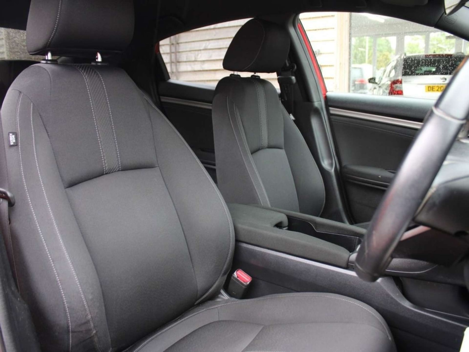 Used Honda Civic 2019 for sale - 76340292: Photo 10