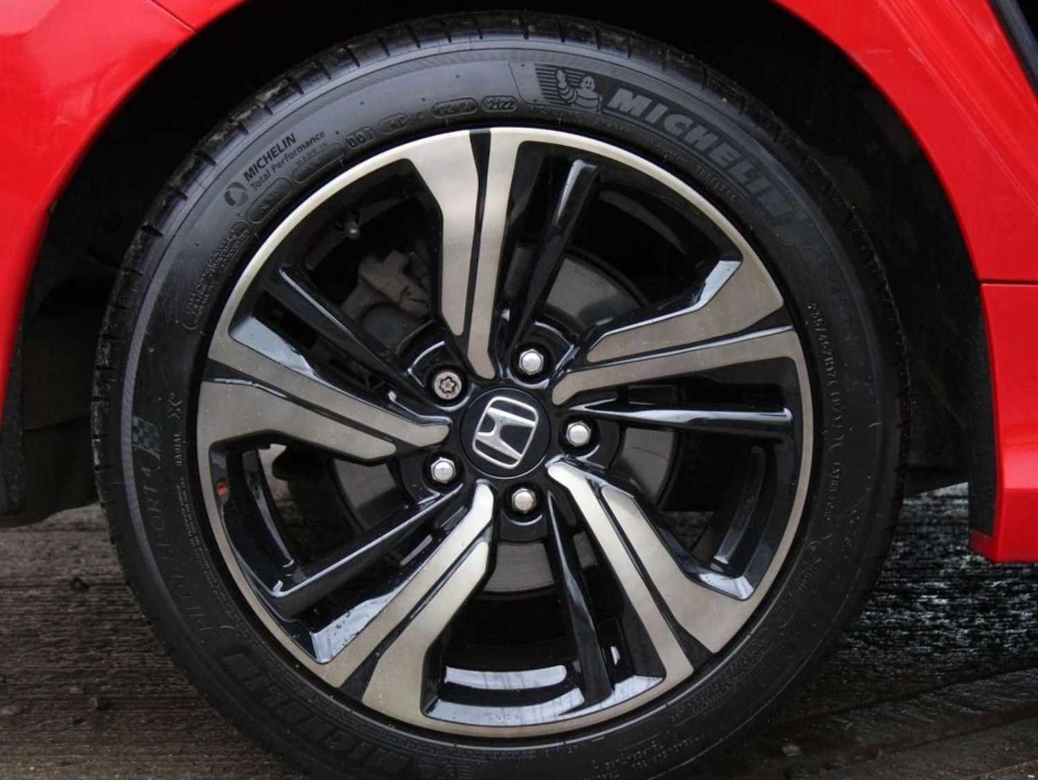 Used Honda Civic 2019 for sale - 76340292: Photo 8