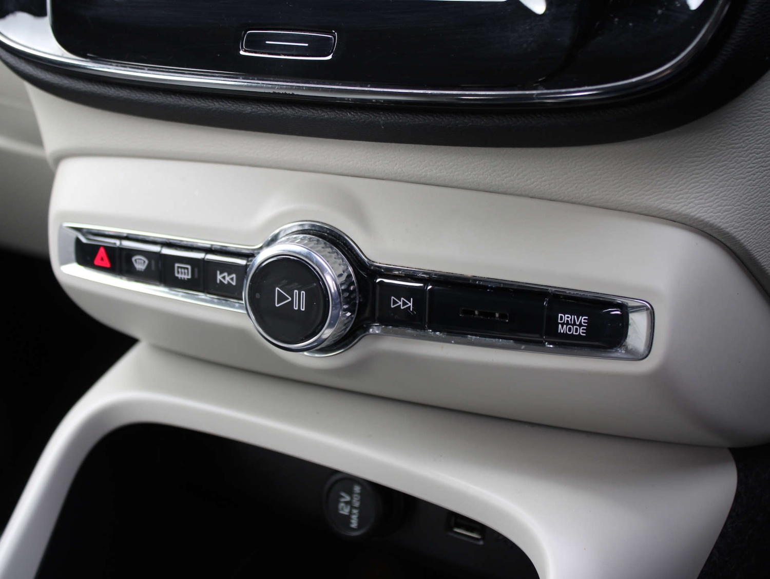 Used Volvo XC40 2020 for sale - 77681316: Photo 15