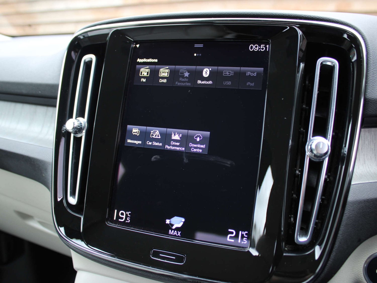 Used Volvo XC40 2020 for sale - 77681316: Photo 21